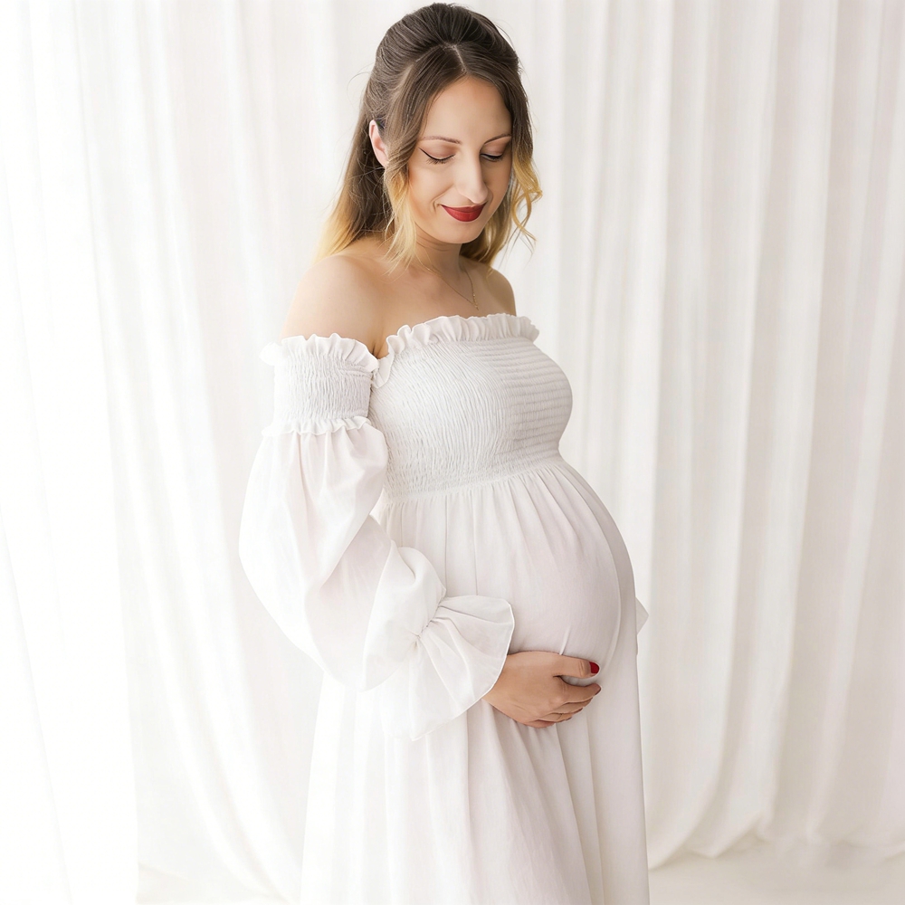 Maternity Wear - ชุดเดรสคลุมท้องสำหรับถ่ายภาพ สีขาว เปิดไหล่ แต่งระบาย แขนพอง ผ้าสม็อค
